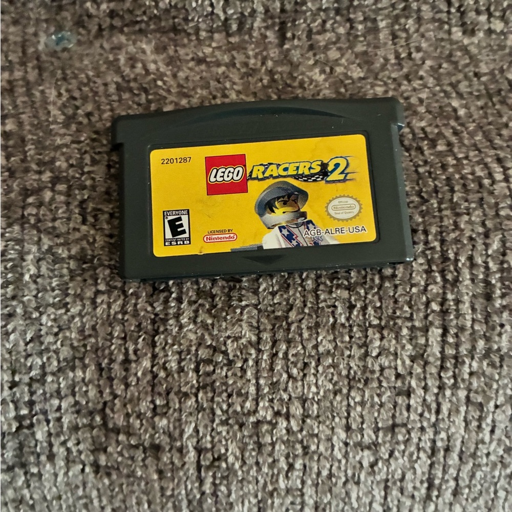 Vintage racers 2 LEGO game boy advanced